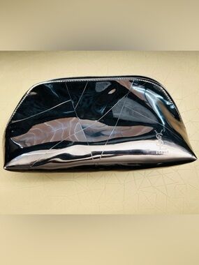 YVES Saint Laurent Beauty Metallic Bag